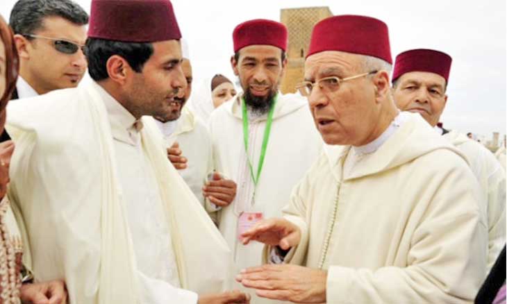 الوزير الخالد أمام فوهة مدافع خطباء يرفضون أن يكونوا دمى!
