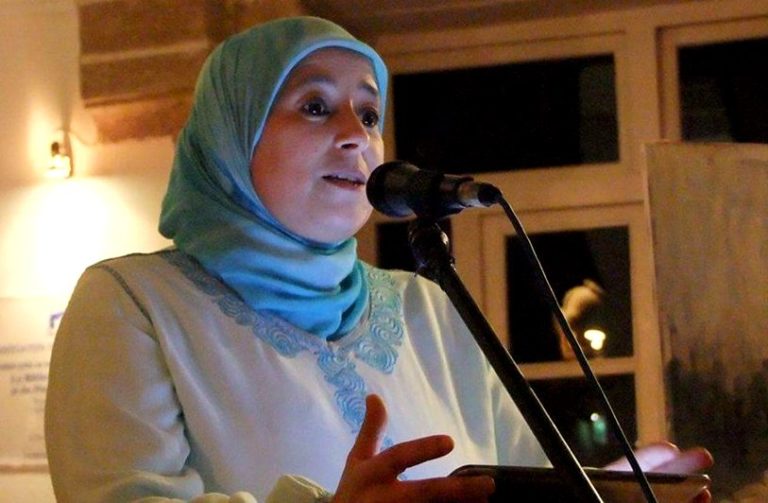 الصويرة تحتفي بكتاب “المسرح الفردي في الوطن العربي: مسرح عبد الحق الزروالي نموذجا” للطاهر الطويل