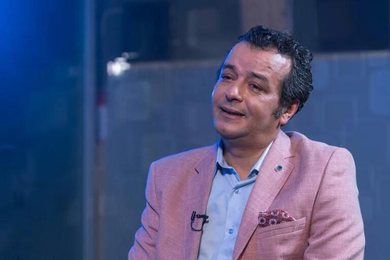 مسعود بوحسين: العمل من أجل تحسين شروط الفن وإدماجه في التنمية الثقافية الجهوية