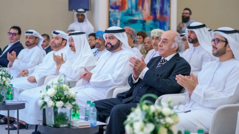 مؤتمر الفجيرة الدولي للفلسفة يؤكد على أهمية الحوار الإنساني
